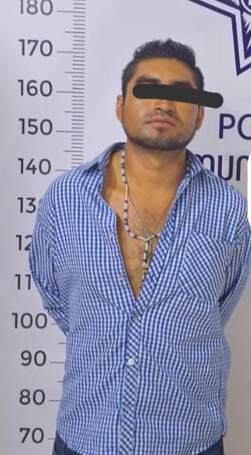 Detiene policía de Apetatitlán a hombre en posesión de arma de fuego